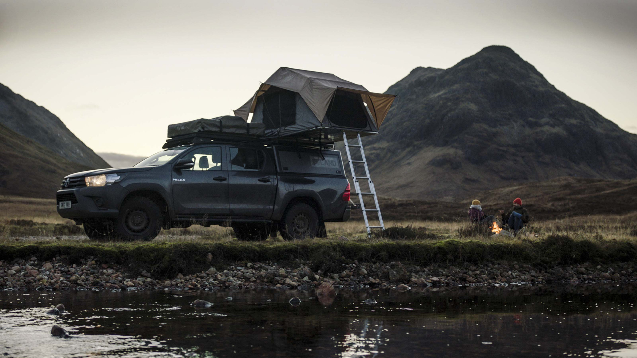 Louez un Toyota Land Cruiser pour un voyage en Ecosse