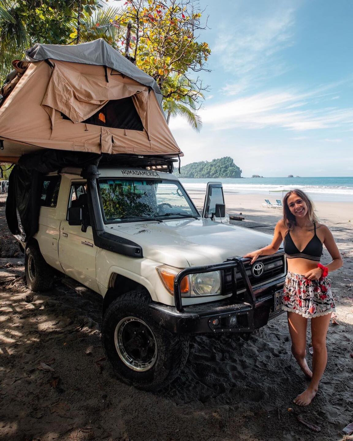 4x4 rooftop tent rental Costa Rica adventure vehicle