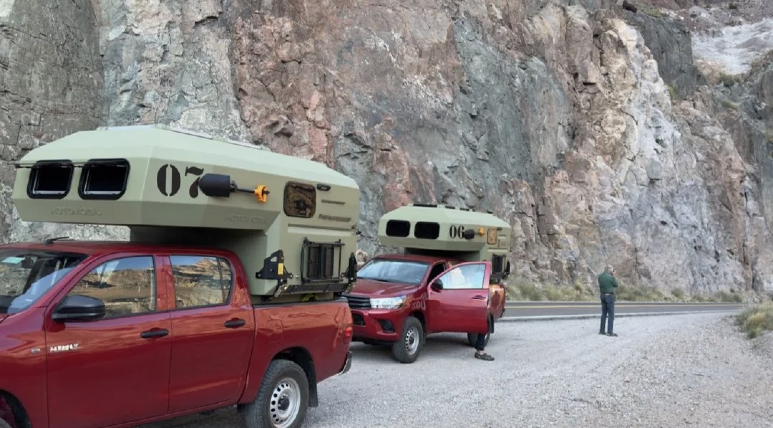 Gladiator Red Toyota Hilux Vicente