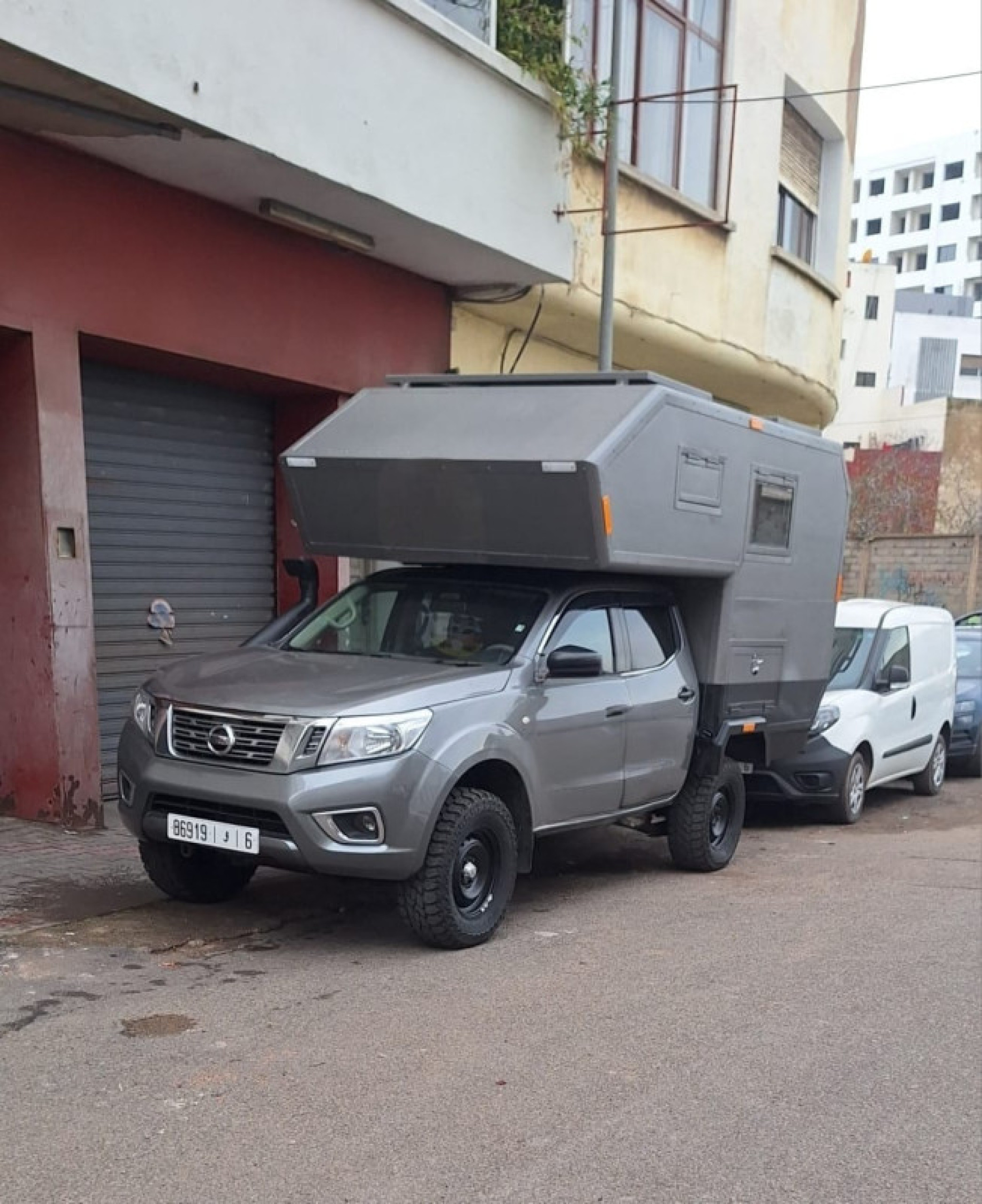 Navara Camper double cab (3pers) Fatna
